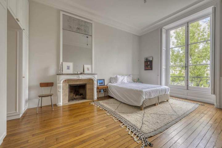 Chambre à coucher spacieuse et lumineuse, Montfermeil