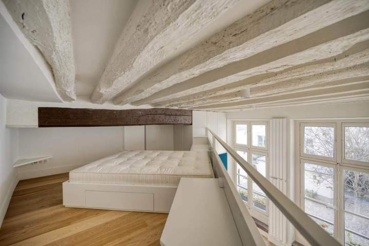 Mezzanine aménagée en chambre à coucher, Montfermeil