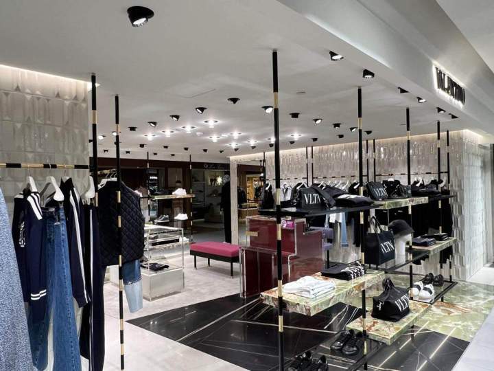 Boutique Valentino chic, Montfermeil