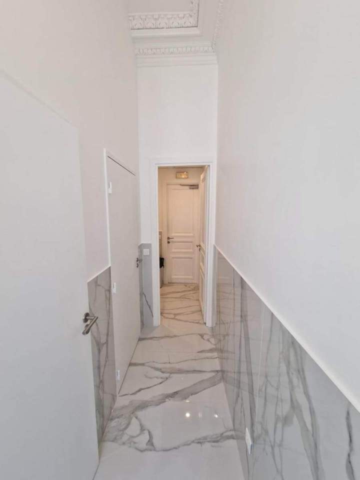 Couloir d'appartement moderne et lumineux, Montfermeil