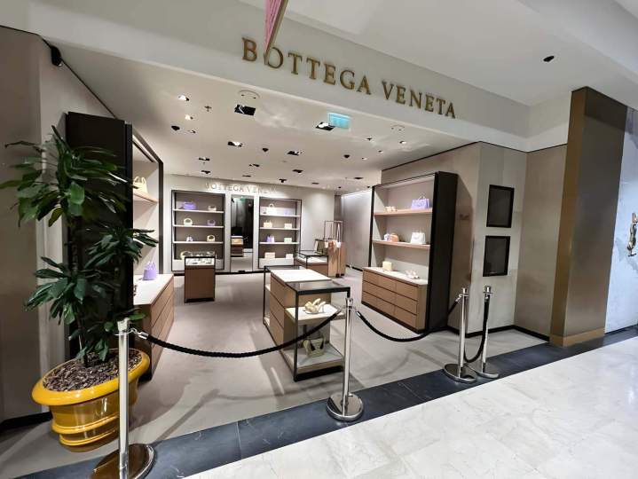 Agencement de la boutique Bottega Veneta, Montfermeil
